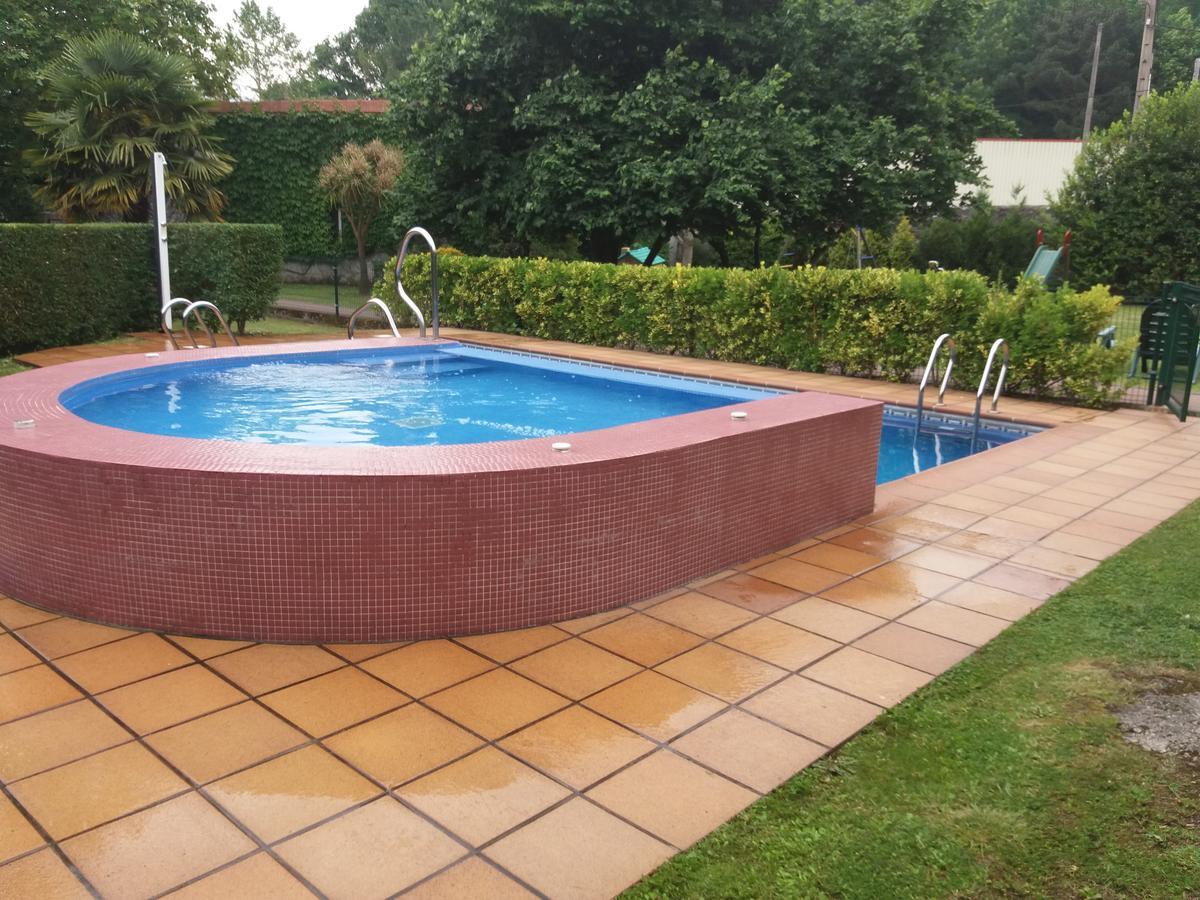 Apartamentos El Cazador San Vicente de Toranzo Luaran gambar