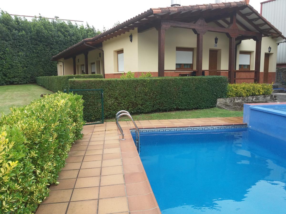 Apartamentos El Cazador San Vicente de Toranzo Luaran gambar
